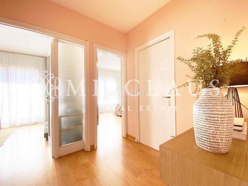 Foto bc5fc990-3e70-4631-b2cc-07af32005dbb. Flat with fireplace heating in Barri del Centre Terrassa