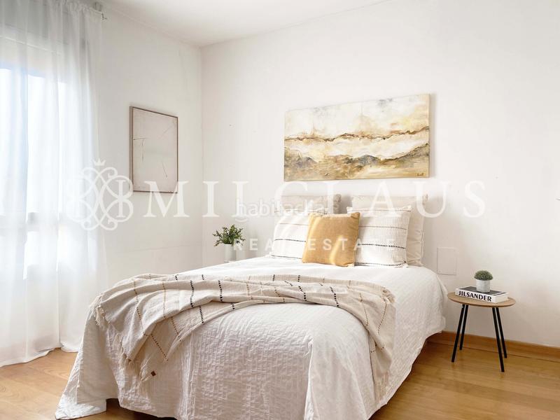 Foto c67f435a-978f-4a8c-9b12-728a57671c3b. Flat with fireplace heating in Barri del Centre Terrassa