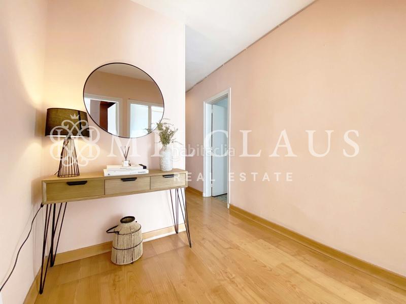 Foto c8052556-d68e-4681-83c0-76bfcdd4f4be. Flat with fireplace heating in Barri del Centre Terrassa