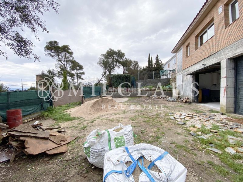 Foto 0b1edd2a-582d-4dbd-82bd-3de6bb5380b3. Xalet amb xemeneia calefacció aparcament a Mediona