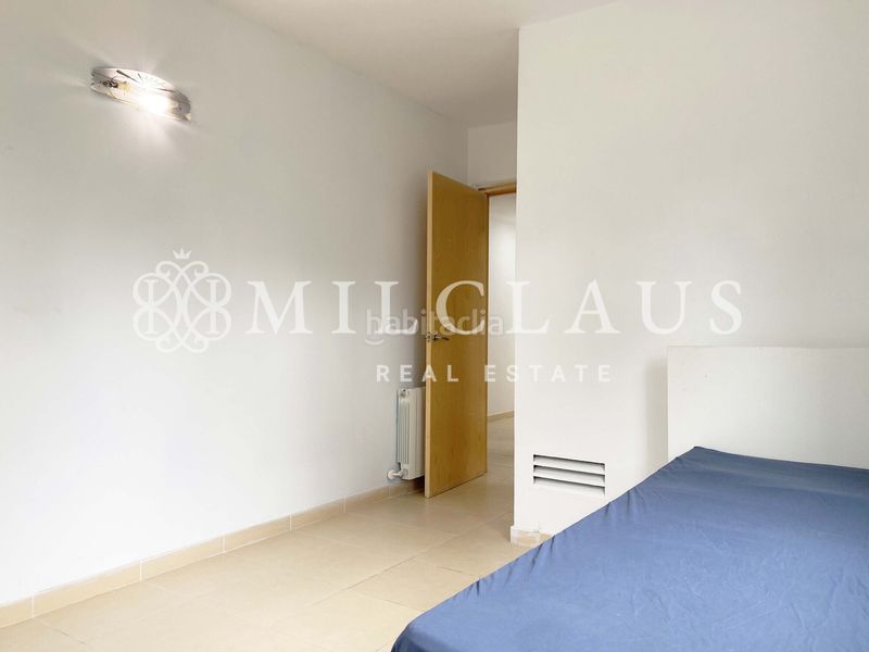 Foto 1824107b-6324-460e-b21f-3c561b6aade1. Xalet amb xemeneia calefacció aparcament a Mediona