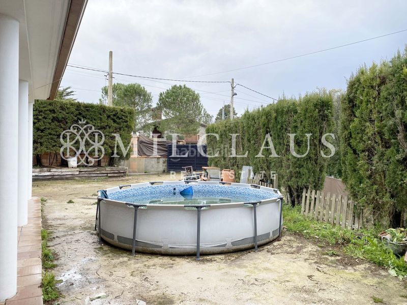 Foto 183eb2d4-06f0-44ed-a02a-4d366487a195. Xalet amb xemeneia calefacció aparcament a Mediona