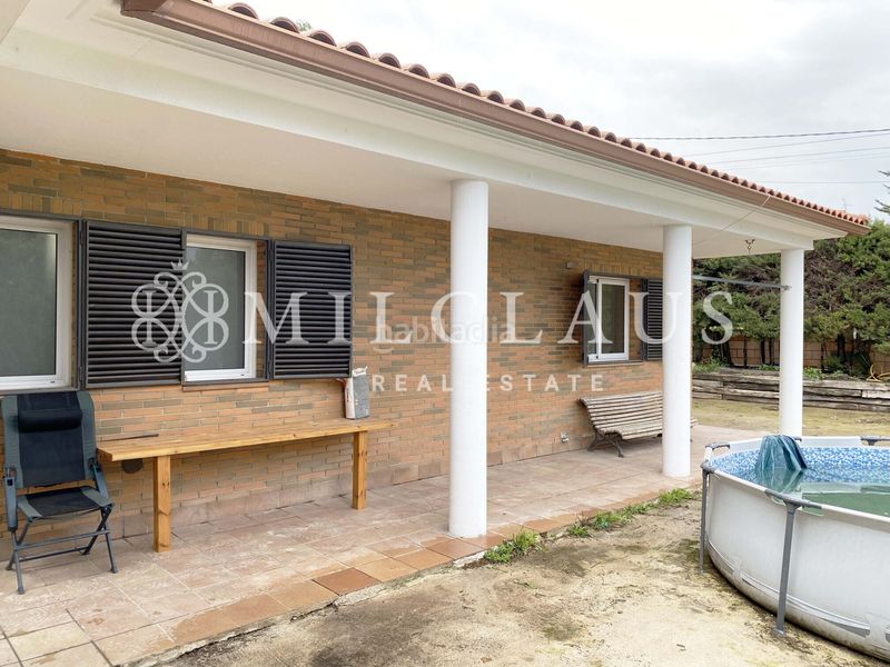 Foto 256c185c-83ce-4a52-8f50-04fb52ecc35b. Xalet amb xemeneia calefacció aparcament a Mediona