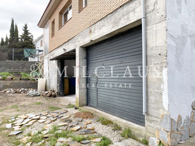 Foto 38f90940-a7bd-4c40-baef-d7549518b19d. Xalet amb xemeneia calefacció aparcament a Mediona