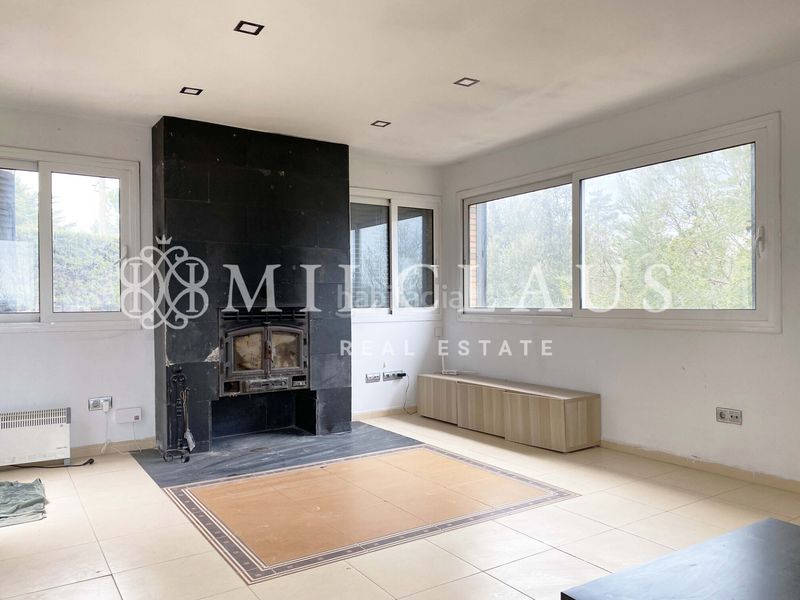 Foto 47c7308f-6c4d-4a1b-8498-833505c9af97. Xalet amb xemeneia calefacció aparcament a Mediona