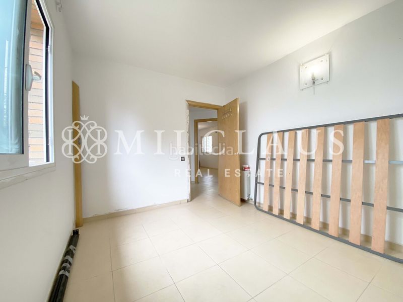 Foto 7fd5db25-e60e-44dc-95d1-1b6b6aa029bc. Xalet amb xemeneia calefacció aparcament a Mediona