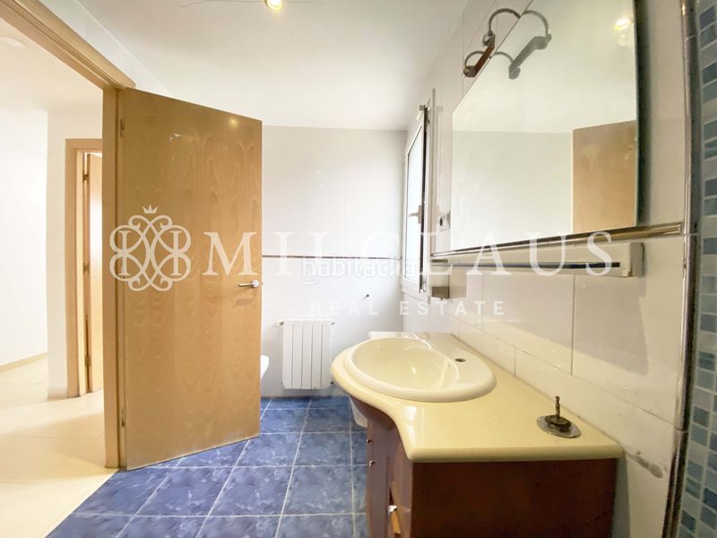 Foto 8544af78-8a7d-4051-9d35-8a19a86a7960. Xalet amb xemeneia calefacció aparcament a Mediona