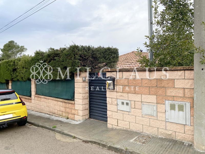 Foto 939419b4-ae3c-47a6-bda0-e5c0e1548659. Xalet amb xemeneia calefacció aparcament a Mediona