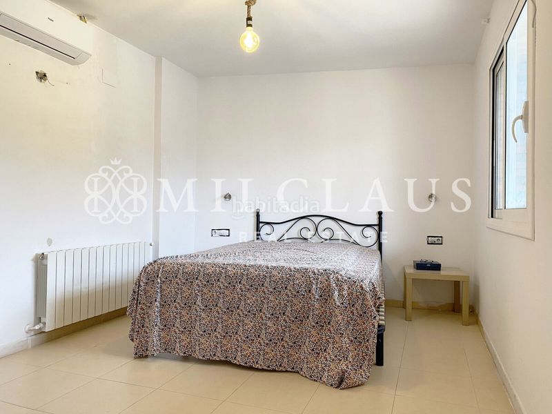 Foto 9791fffd-2184-4c13-a61d-5804562a069f. Xalet amb xemeneia calefacció aparcament a Mediona