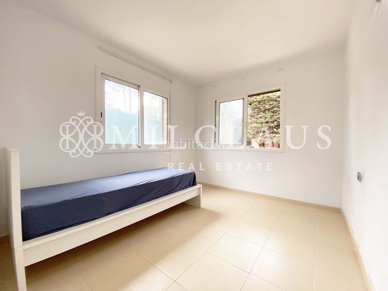 Foto 9947e3be-45c6-45cb-8ddb-a3ffafcc6192. Xalet amb xemeneia calefacció aparcament a Mediona