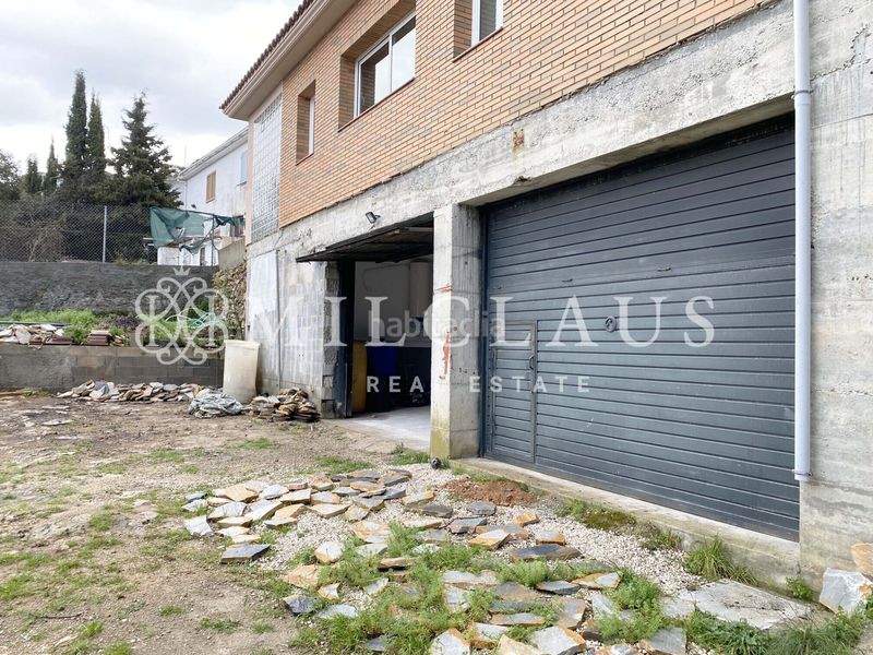 Foto bfccbc33-df52-4f95-95c7-c23c6317b913. Xalet amb xemeneia calefacció aparcament a Mediona