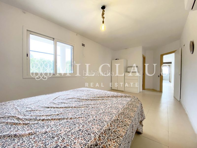 Foto d44618a9-091d-468b-b479-9aa560b774d8. Xalet amb xemeneia calefacció aparcament a Mediona