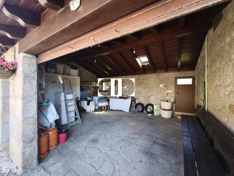 Foto e9e0cb38-f14c-4637-bf08-6b35daf07418. Masía en Mondariz