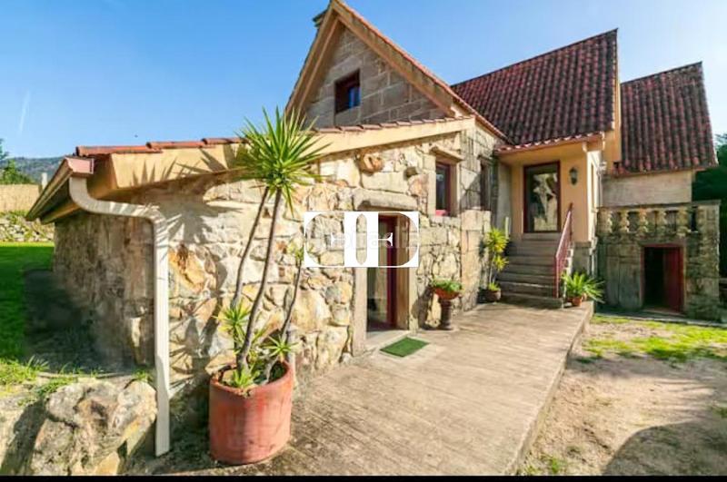 Foto 490f28f0-23c7-44f5-8389-a9d4e4bdb188. Chalet mit heizung pool in Moaña