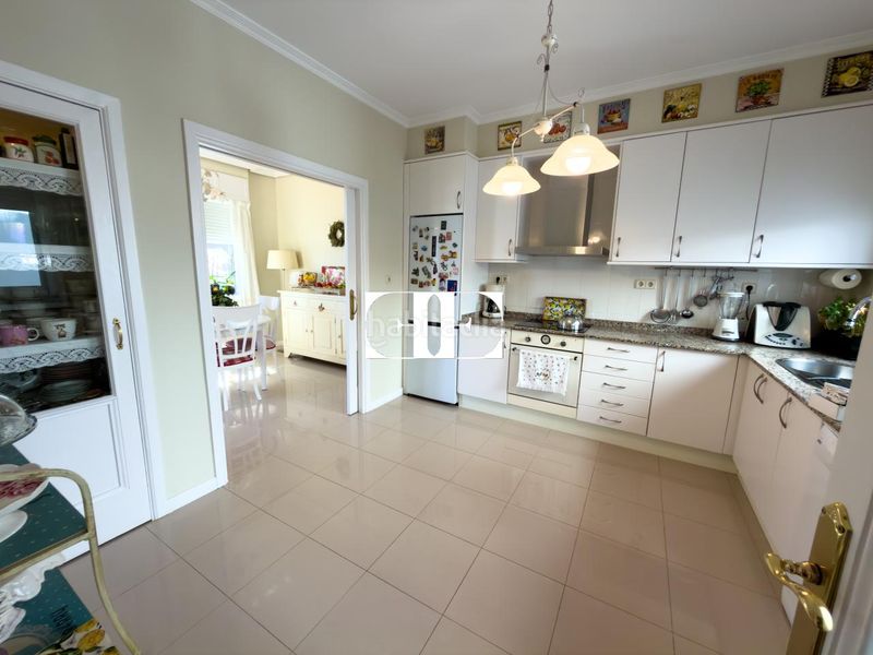 Foto f29663a8-c8f4-4772-9a65-df995f151123. Flat with heating in Casablanca - Calvario Vigo
