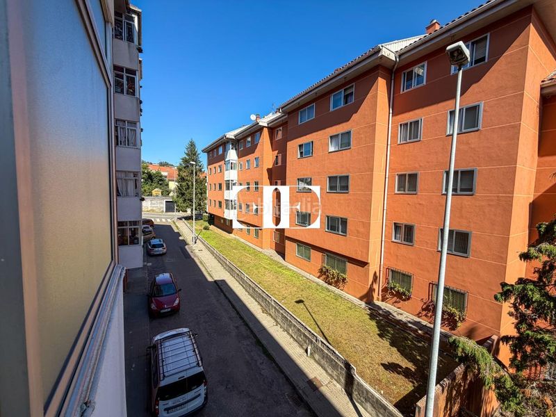 Foto a24d9ecb-8bf1-4b6e-bc85-b09b45b635e2. Pis amb aparcament a Teis Vigo