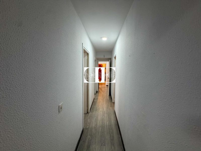 Foto 8fd98f25-229f-46fd-adbe-864b4136cf6a. Piso en Teis Vigo