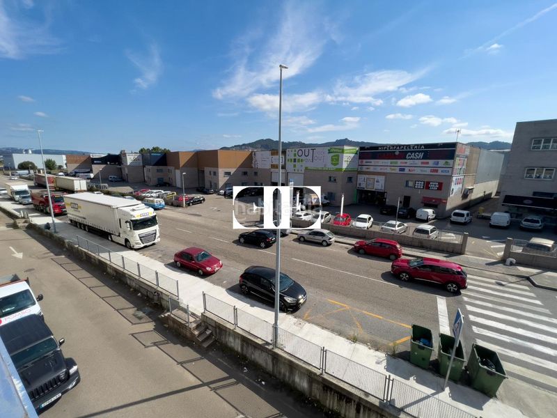 Foto ee244ba0-06ad-41af-b942-13989457843b. Miete geschäftsraum in Porriño (O)
