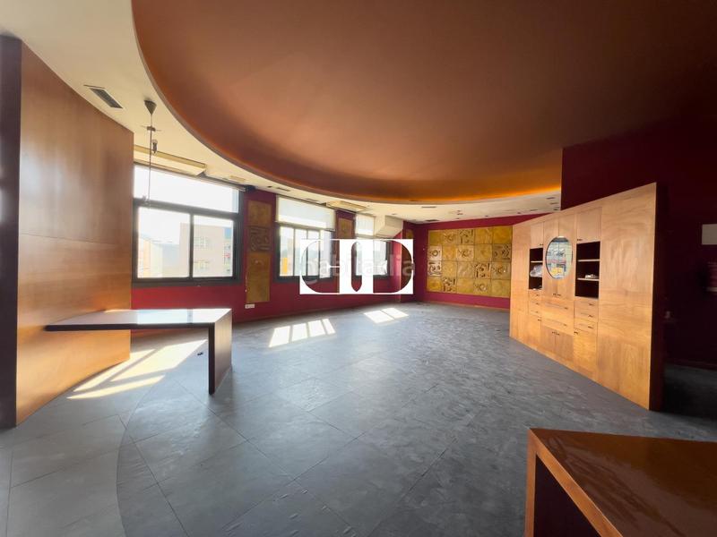 Foto 49a31cb7-3545-4695-80b1-fa6c6df48fed. Lloguer local comercial a Porriño (O)