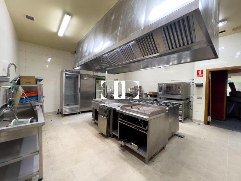 Foto f8562fdb-5ac9-40f0-bba7-675065a91df2. Lloguer local comercial a Porriño (O)