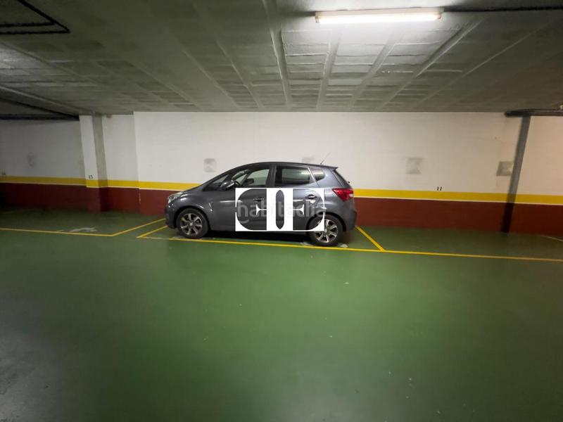 Foto 35b640e3-4443-4a78-8470-dbc689729658. Parking coche en O Castro Vigo