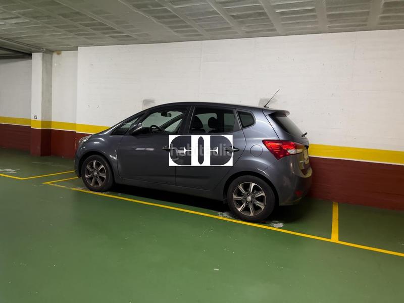 Foto 4391eba7-6ef7-4b69-b59b-3028aeb94f20. Autoparkplatz in O Castro Vigo