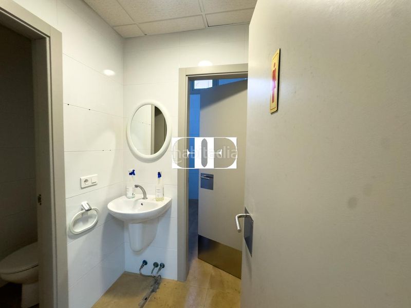 Foto 0ad7fe00-6022-49ad-af27-06584ee1983a. Nave industrial en Tui