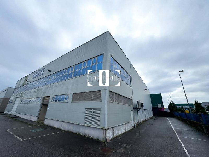 Foto 5b9d2397-4a44-478b-8574-4c192186187d. Nave industrial en Tui