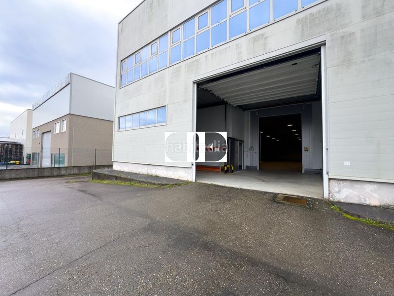 Foto 722d101c-656d-4ea0-99ee-6944141812da. Nave industrial en Tui