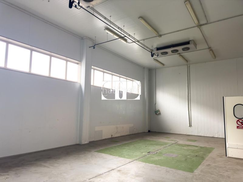 Foto c4a87bec-1685-4563-946d-65b91b55a03e. Nave industrial en Tui