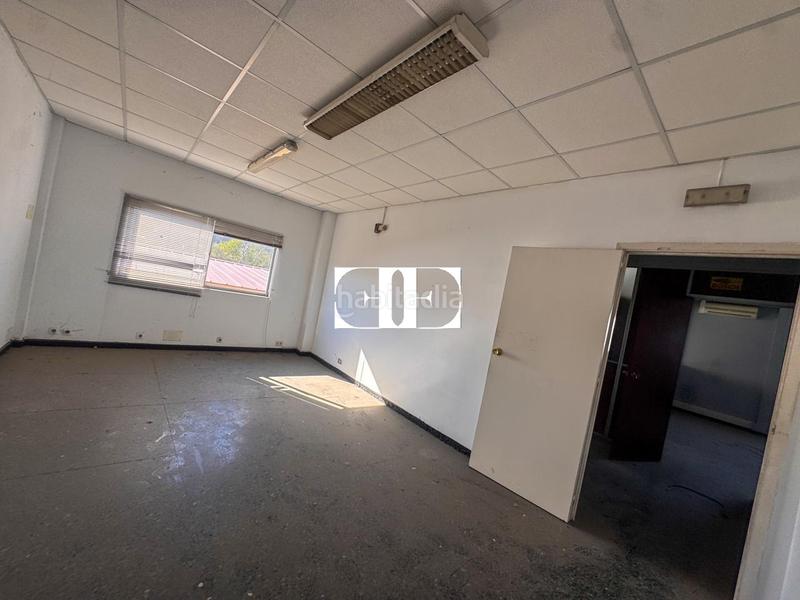 Foto 2fb538a5-b688-4ff7-ad0c-4f41bcf58160. Location bâtiment à usage industriel dans Navia Vigo