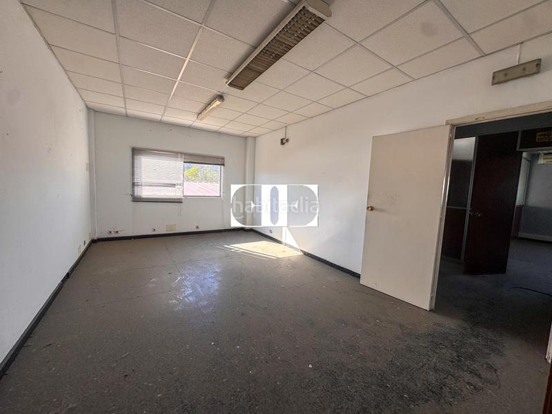 Foto 70489ab9-ac69-4083-b27b-2c9be8758d07. Miete fabrikhalle in Navia Vigo