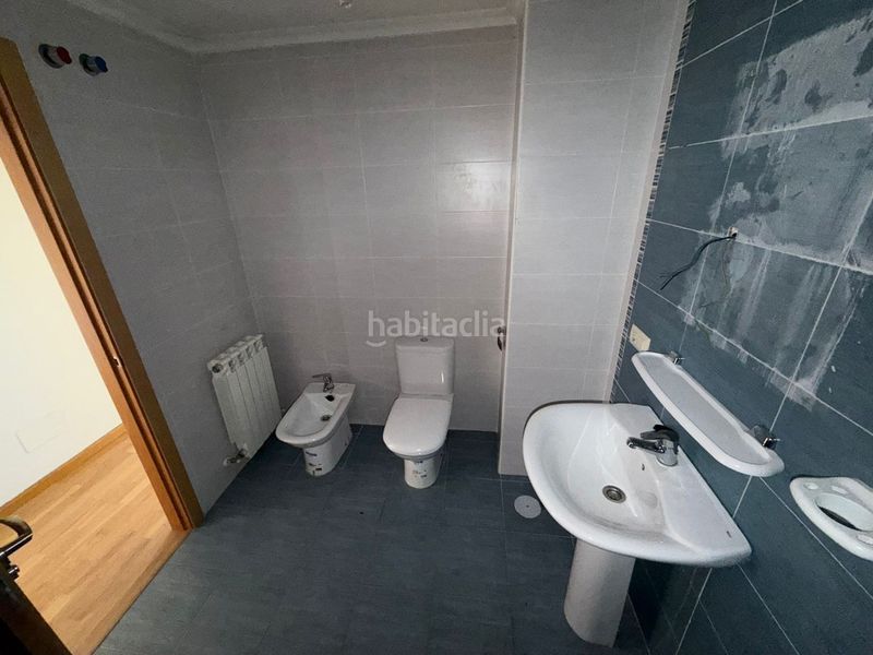 Foto 0f2a4294-11a2-4c96-a0ce-9ea8534c0c05. Casa adossada amb aparcament a Venta de Baños
