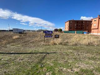 Terreno residencial en Soria. Parcela en peñafiel
