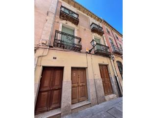 Edifici a Peñafiel. Edificio con varias viviendas en peñafiel