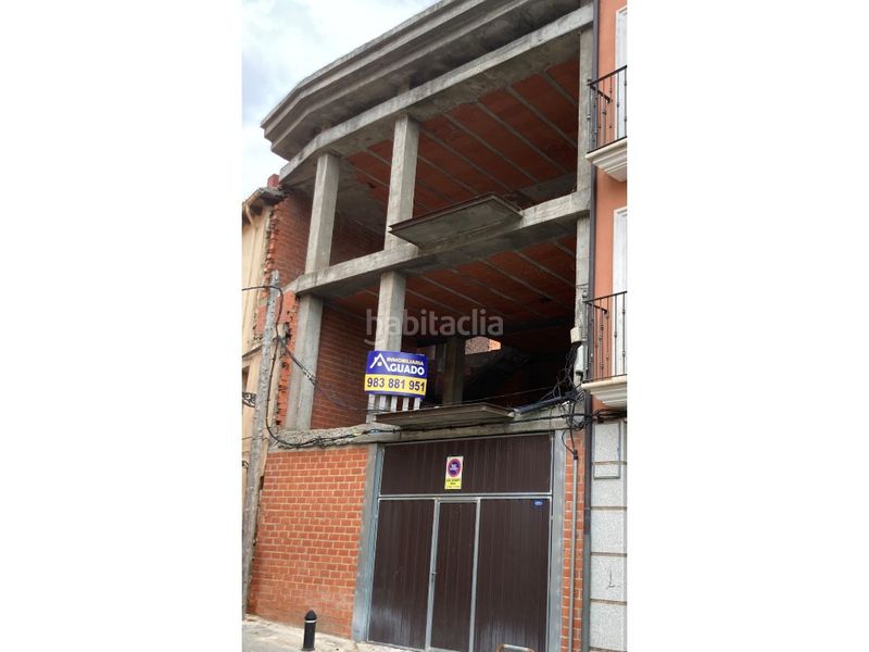 Foto 04cc245d-087e-4dd2-abf4-eb7e6cd31a05. Casa amb aparcament a Peñafiel