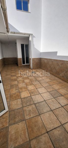 Foto c7c068b0-625f-42af-8936-8c61e41f4c4d. Casa adossada a Lagos