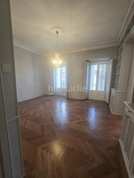 Foto b627f58a-5ec3-4fc5-b2f9-45a445ea4709. Affitto appartamento con riscaldamento in Recoletos Madrid