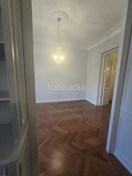 Foto 58f3367a-8325-4c21-b1d0-5c8c175eb213. Location appartement avec chauffage dans Recoletos Madrid