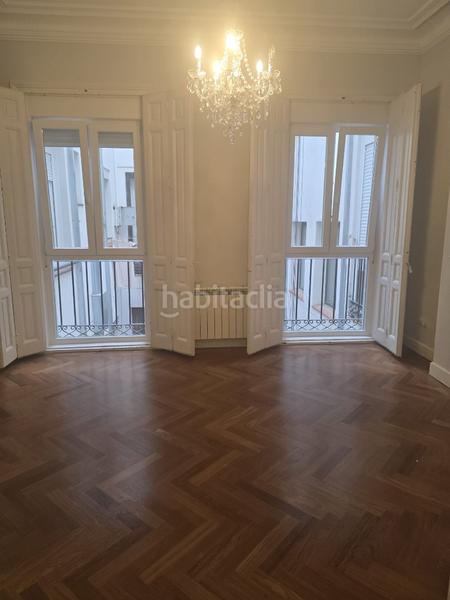 Foto 55a7de40-9af4-42a3-b27d-dcc068d682ad. Rent flat with heating in Recoletos Madrid