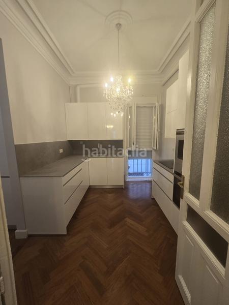 Foto 96b4ba8d-afa8-4f4a-aee1-eb790943f6cc. Rent flat with heating in Recoletos Madrid