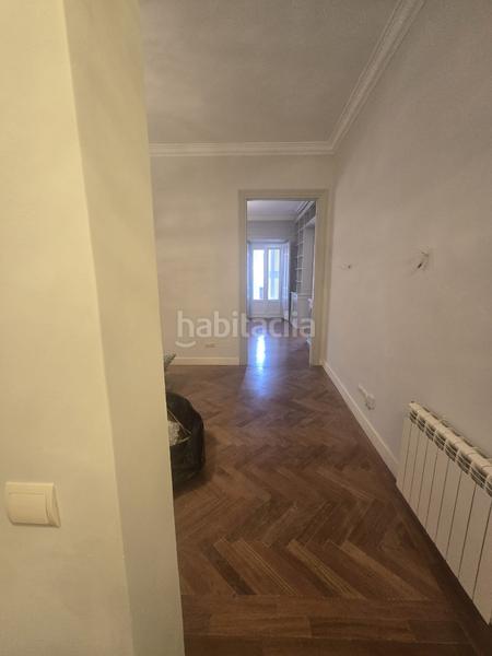Foto ae1aeb2c-9bdc-48a0-bd60-99bf194d20d9. Rent flat with heating in Recoletos Madrid