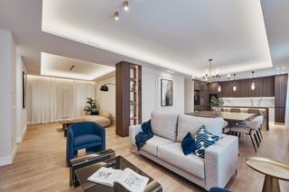 Appartement  Calle de francisco silvela. Excelente piso interior luminoso, recien reformado, completament