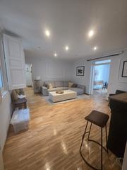 Location Appartement  Calle de ayala. Precioso piso exterior, cocina con electrodomesticos, casa sin a