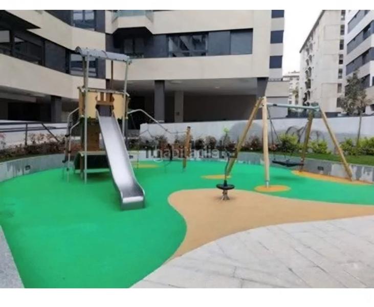 Foto 9bc2c1d6-6047-409d-8b97-1313fcf0ef7f. Rent flat with heating parking pool in Ríos Rosas-Nuevos Ministerios Madrid