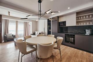 Appartement  Calle de alcántara. Piso exterior, recién reformado, completamente amueblado y equip