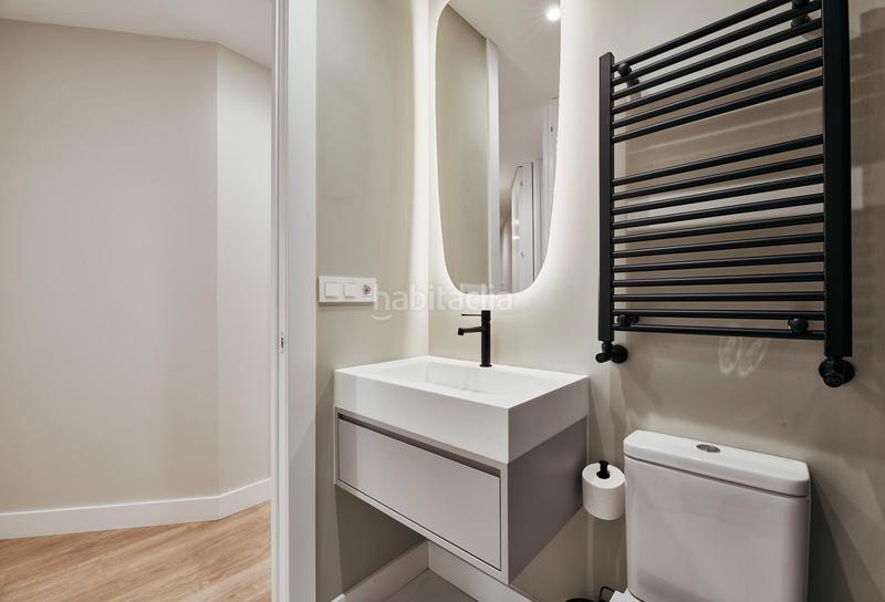 Foto f14002ce-cc48-47aa-b56b-cbe34a6b0870. Flat with heating in Lista Madrid