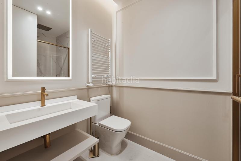 Foto b07160a5-d0bf-4d66-ba1f-635bd5b21522. Flat with heating in Lista Madrid