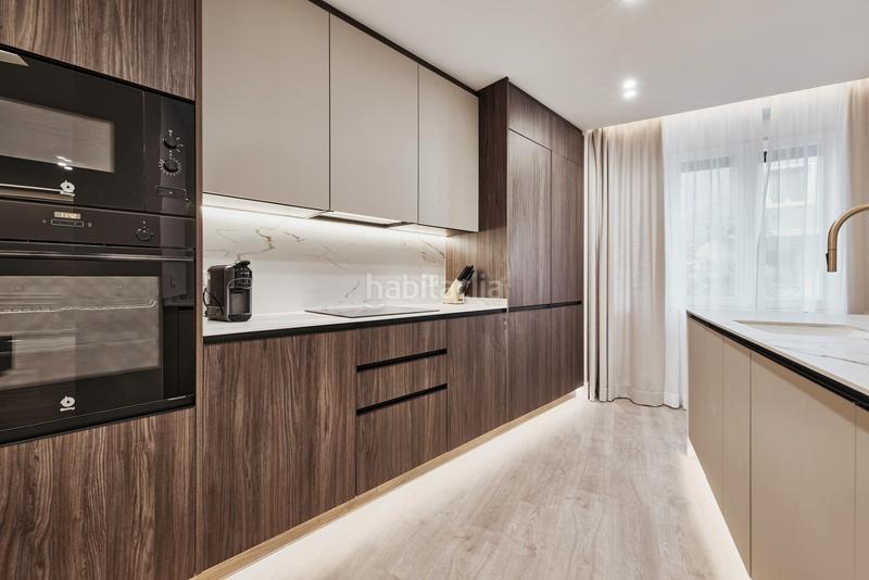 Foto fd99cbea-384a-4fc1-ba78-4ddf767a22fd. Flat with heating in Lista Madrid