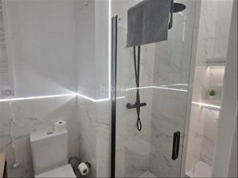 Foto a6306b8a-eb18-415e-9ea7-9e9144db4bd2. Appartement avec chauffage dans Valdeacederas Madrid
